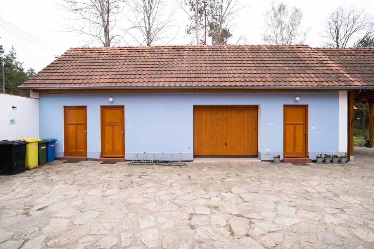 Penzion U Hajovny U Piskoven - Vlkov ภายนอก รูปภาพ